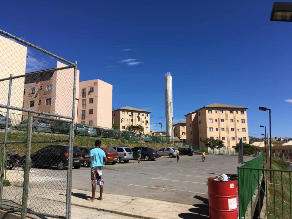 Low-income housing in Belo Horizonte where PopLuz is starting its operation